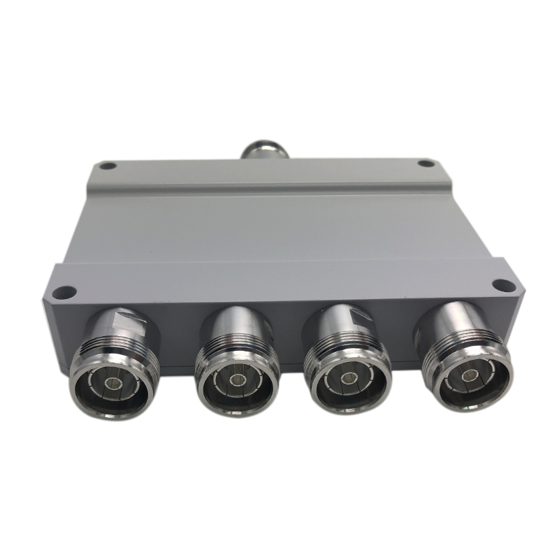 Low PIM 600-3800MHz 4 way reactive power splitter