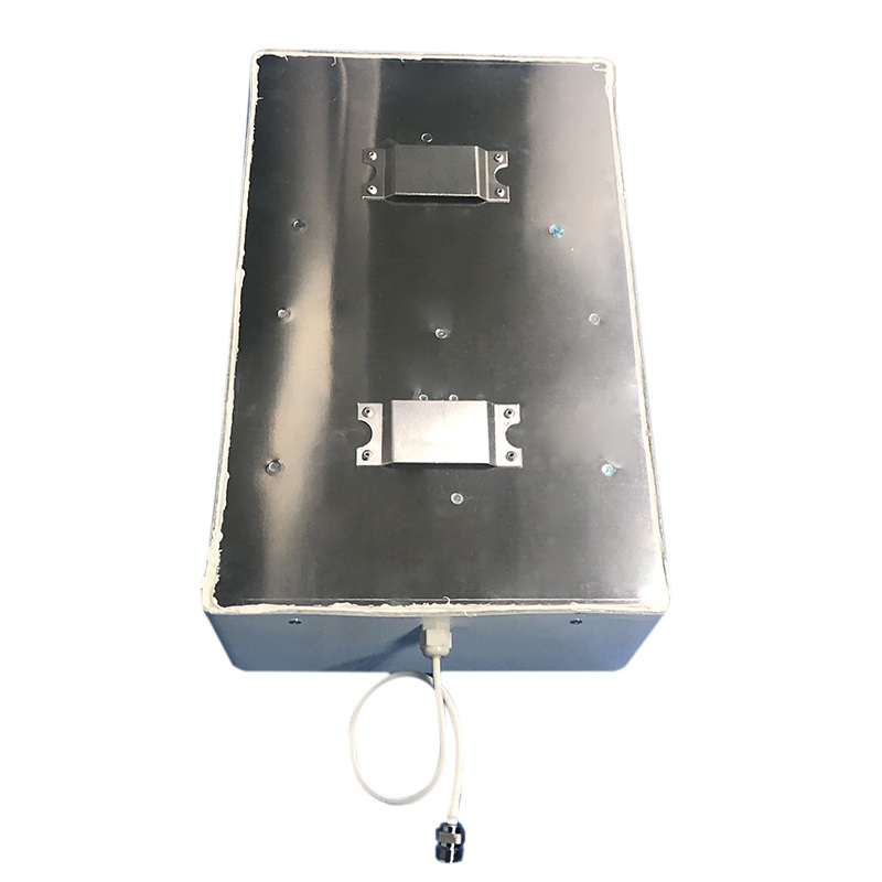 Dual band single-polarization Wall Mount antenna 