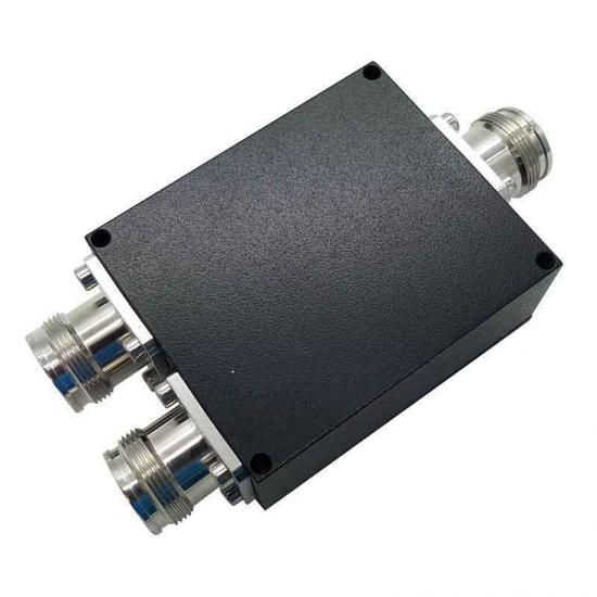 617-4200MHz power splitter